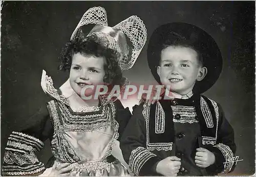 Cartes postales moderne La Bretagne Enfants de Pont Aven Finistere