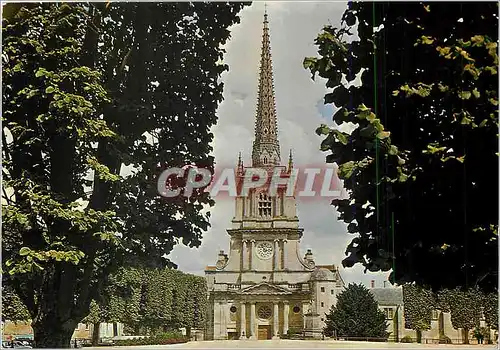 Cartes postales moderne Lucon La Cathedrale et la Place Marechal Leclere