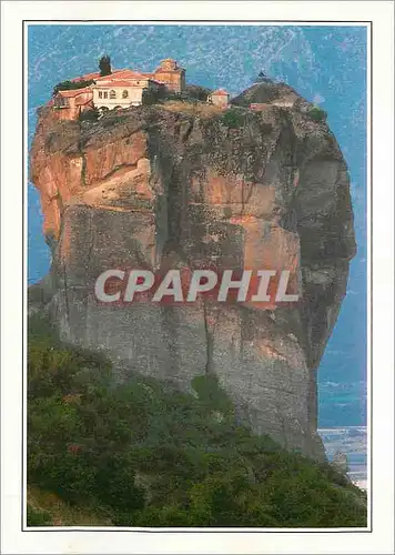 Cartes postales moderne Grece Monastere de la Sainte Trinite sur les Meteores