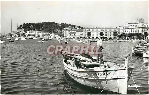 Cartes postales moderne Sanary sur Mer Var Les Roches Rouges Peche Bateau