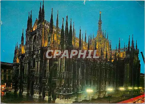 Cartes postales moderne Milano La cathedrale nocturne