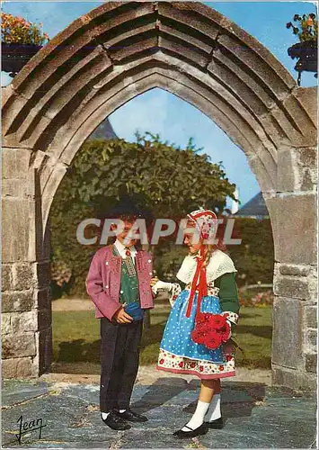 Cartes postales moderne La Bretagne Costumes de Plougastel Daoulas