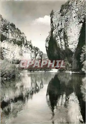 Cartes postales moderne En Parcourant Les Gorges du Tarn Les Detroits