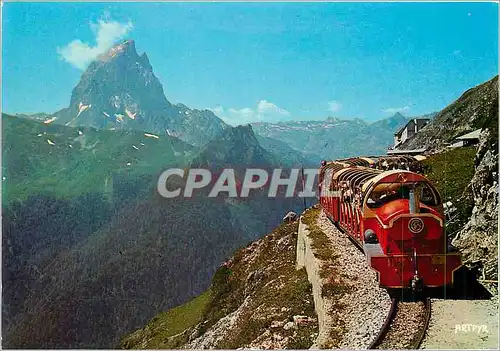 Cartes postales moderne Les Pyrenees Teleferique d'Artouste Le Train du Lac d'Artouste et le Pic du Midi d'Ossau