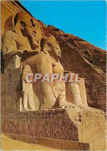 Moderne Karte Abu Simbel Les statues de Ramses devant le grand temple