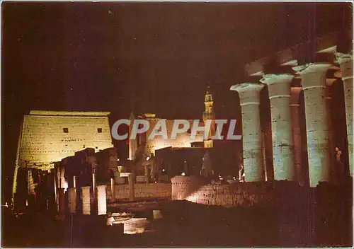 Moderne Karte Luxor Temple Pylon and Obelisk of Ramses II illuminated by night