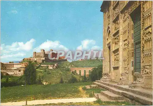 Cartes postales moderne Spoleto Forteresse et Pont des Tours de la Basilique de St Pierre