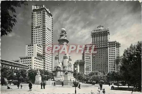 Cartes postales moderne Madrid Place d'Espagne Monument a Cervantes