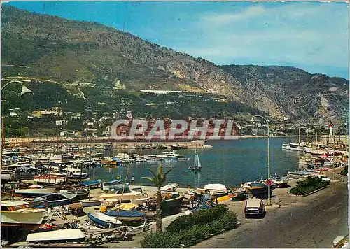 Cartes postales moderne Menton Alpes Maritimes Le petit port de plaisance et de peche