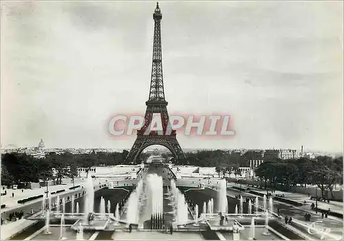 Cartes postales moderne Paris Les Fontaines du Palais de Chaillot Tour Eiffel