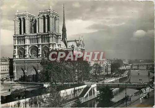 Cartes postales moderne Paris Vue generale de Notre Dame