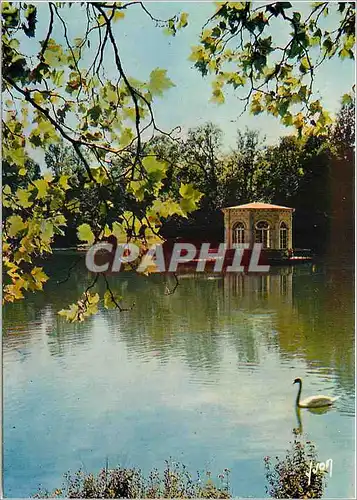 Cartes postales moderne Chateau de Fontainebleau Seine et Marne Etang des Carpes et le Pavillon bati sous Henri IV