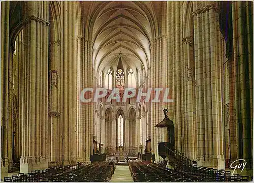 Cartes postales moderne Meaux Seine et Marne Interieur de la Cathedrale Saint Etienne la nef centrale et le choeur