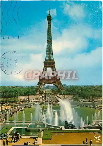 Cartes postales moderne Sous Le Ciel de Paris La Tour Eiffel et les Jardins du Palais de Chaillot