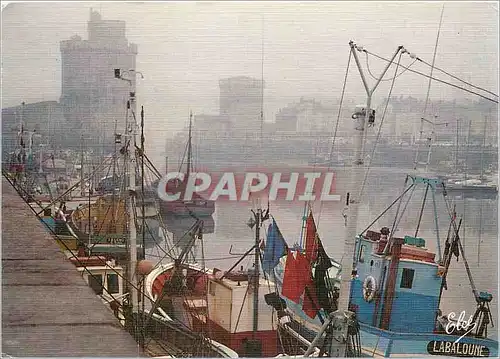 Moderne Karte La Rochelle Le Port de la Rochelle dans la brume au fond