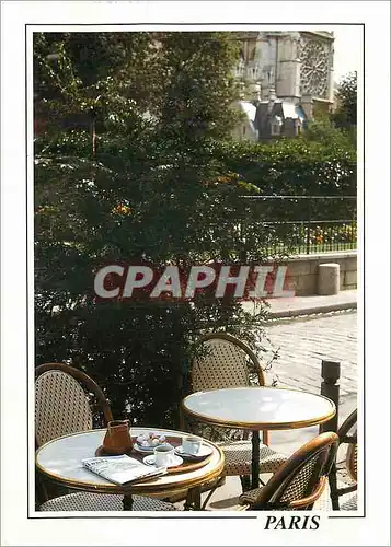 Cartes postales moderne Paris Vue sur la Rosace de Notre Dame depuis la Terrasse d'Un Cafe