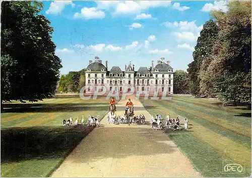 Cartes postales moderne Cheverny (Loir et cher) Le Chateau Un depart a la Chasse Chiens