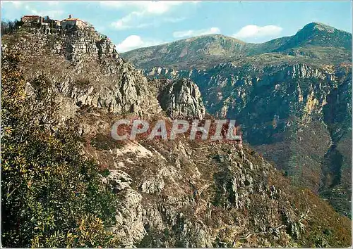 Cartes postales moderne La Cote d'Azur Gourdon alt 750 m Le pittoresque village perche au sommet de la montagne