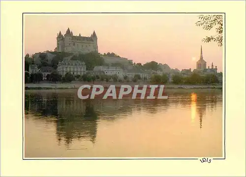 Cartes postales moderne Reflets du Val de Loire Saumur Dominant la ville