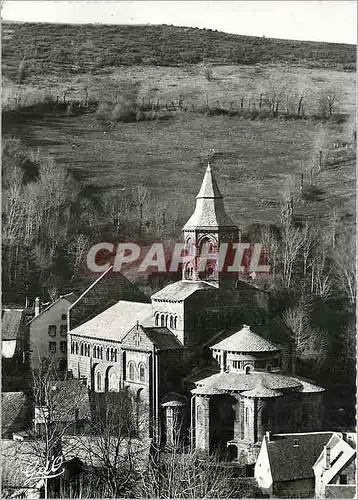 Cartes postales moderne L'Auvergne Orcival Perspective Est sur l'Abside de l'Eglise de Stye Roman