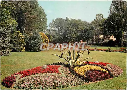 Cartes postales moderne La Cote Fleurie Cabourg (Calvados) La Plage des Fleurs le Jardin Public