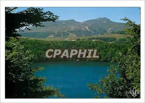 Cartes postales moderne Auvergne Le Lac Pavin (alt 1197 m Prof 92 m sup 44 ha)