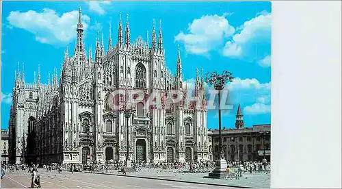 Cartes postales moderne Milano Place de la Cathedrale