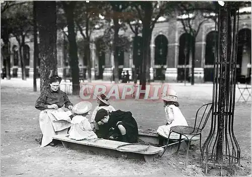 Cartes postales moderne Paris Jardin du Palais Royal