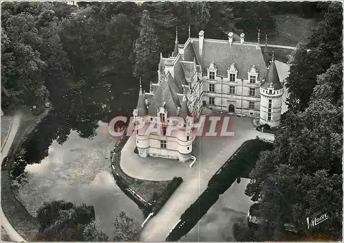 Cartes postales moderne Azay le Rideau (I et L) Le Chateau (XVIe s) construit sur l'Indre vu d'avion