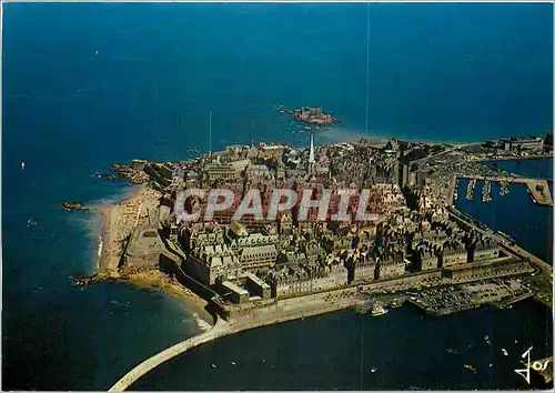 Cartes postales moderne Saint Malo (I et V) Vue generale sur la ville close entre les remparts