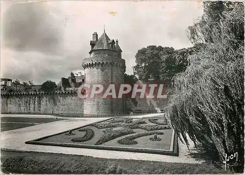 Cartes postales moderne Vannes (Morbihan) Les jardins et la tour du Connetable)