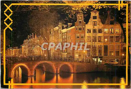 Moderne Karte Amsterdam Holland aussi le soir les canaux d'amsterdam offrent un beau spectacle