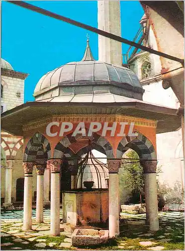 Cartes postales moderne Coumene la mosquee Tomboul la fontaine dans la cour