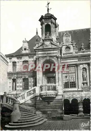 Cartes postales moderne La Rochelle (Chte Mme L'Hotel de ville le campanile