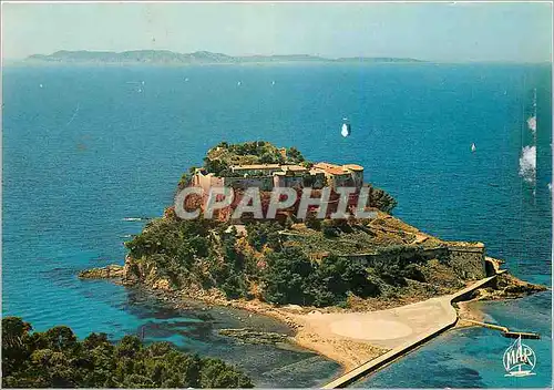 Cartes postales moderne Cote d'Azur Bormes les Mimosas Le fort de Bregancon (Construit par Vauban) au fond l'ile du Leva