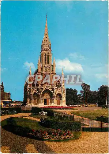 Cartes postales moderne Bonsecours (Seine Mme) L'Esplanade et la Basilique (achevee en 1849)