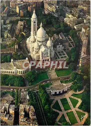 Cartes postales moderne En survolant Paris La Basilique du Sacre Coeur et ses jardins