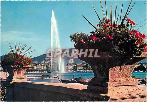 Cartes postales moderne Geneve Le jat d'eau (130 m)