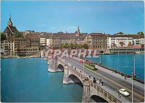 Cartes postales moderne Basel Pont du mielieu et eglise St Martin