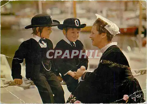 Cartes postales moderne Costume de Bretagne Depart pour la fete