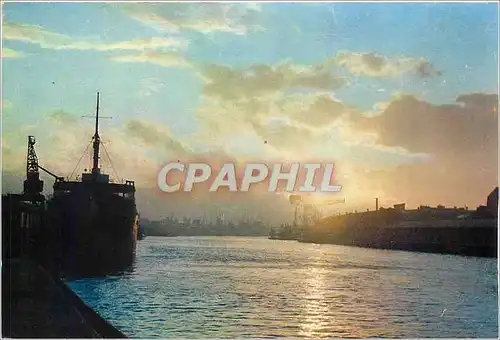 Moderne Karte The River Clyde Glasgow a sunset view on the river at the Broomielaw