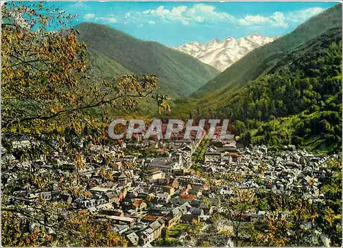 Cartes postales moderne En Parcourant les Pyrenees Luchon vue generale