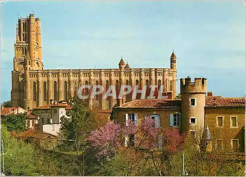 Cartes postales moderne Albi (Tarn) Centre de Tourisme au premier plan La maison natale du peintre