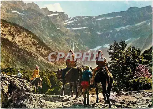 Cartes postales moderne Nos Belles Pyrenees Gavarnie (H P) Depart pour le Cirque