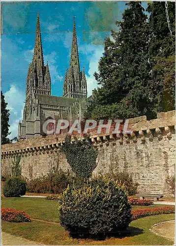Cartes postales moderne Quimper (Sud Finistere) la cathedrale vue du boulevard