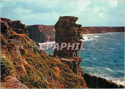Cartes postales moderne La Bretagne en couleurs le Cap Frehel (C du N) Etrange rocher surl a cote ouest du Cap Frehel