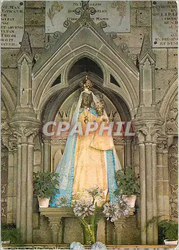 Cartes postales moderne Guingamp (Cotes du Nord) Statue de N D de Bon Secours