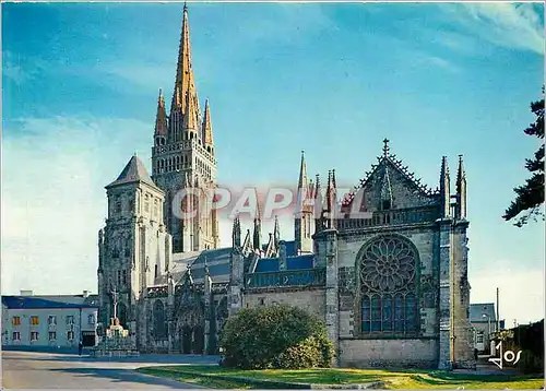 Cartes postales moderne Le Folgoet la Basilique N D (XVe s) Gothique flamboyant