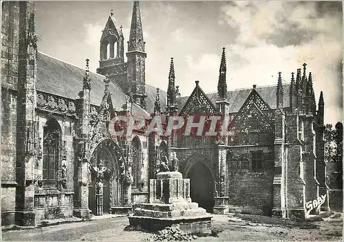 Cartes postales moderne Le Folgoet (Finistere) La Basilique N D Consacree en 1419