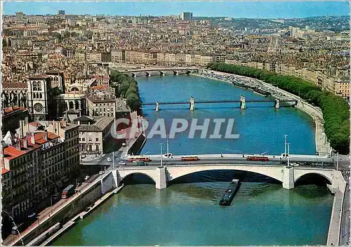 Moderne Karte Lyon Vue aerienne sur la Vallee de la Saone au premier plan le pont Bonaparte a gauche Cathedral
